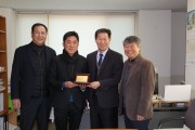 (주)라눅스에 감사패 전달 (썸네일)