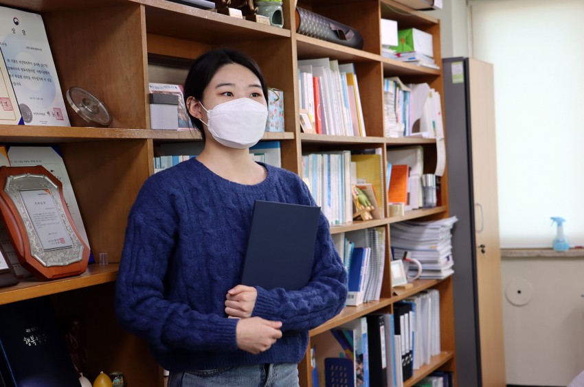 박혜원 언어치료사가 입사포부를 이야기하는 모습