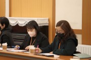 행복한 삶을 지원하기 위해 노력하는 사례관리자 (썸네일)