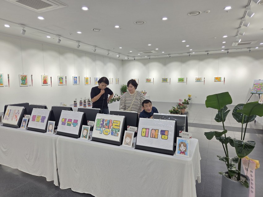 b8bd557448c293b973d43094a049c63a_1761036