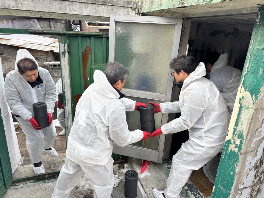 b6d5b0897ec2cd069340c9db223e4e8e_1765358