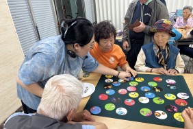 웃음꽃이 피어난 화천군 사내…
