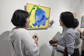 “꽃으로 피어난 꿈, 향기로…